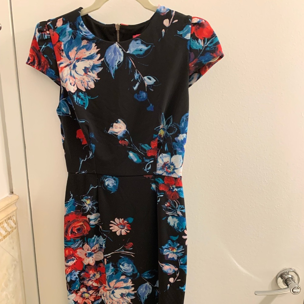 Betsey Johnson floral midi dress size small